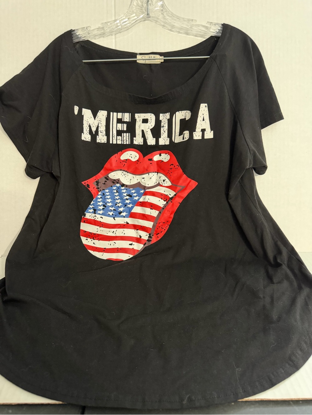 Spadehill ‘Merica” American Flag Women's Graphic Tee